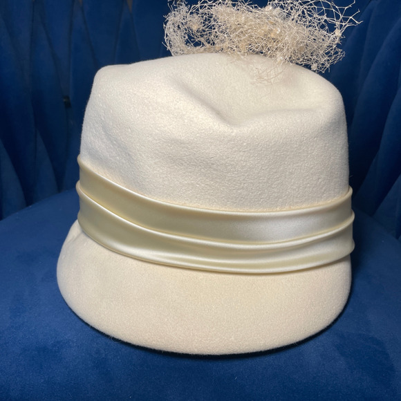 1950s United Hatters Cap & Millinery Wrks Women\'s Hat Mr. Charles Union Made main image 5